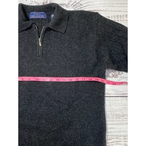 John Ashford Men's  Sweater Gray 100% Lambs Wool Knit Ribbed 1/4 Zip Medium - Picture 3 of 7